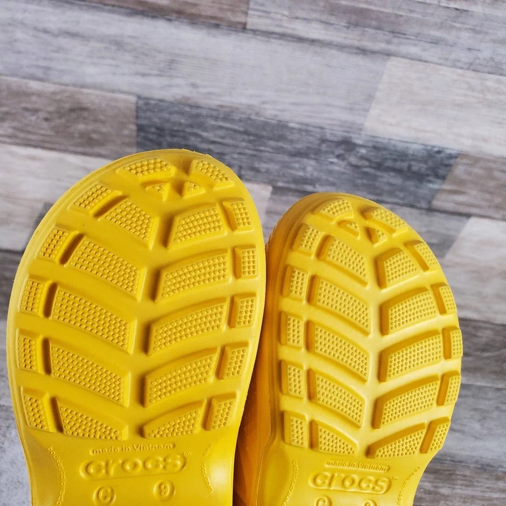 Crocs Handle It Kids Rain Boots Sz 9 C9 Yellow Rubber Slip‎ On Round Toe Ankle